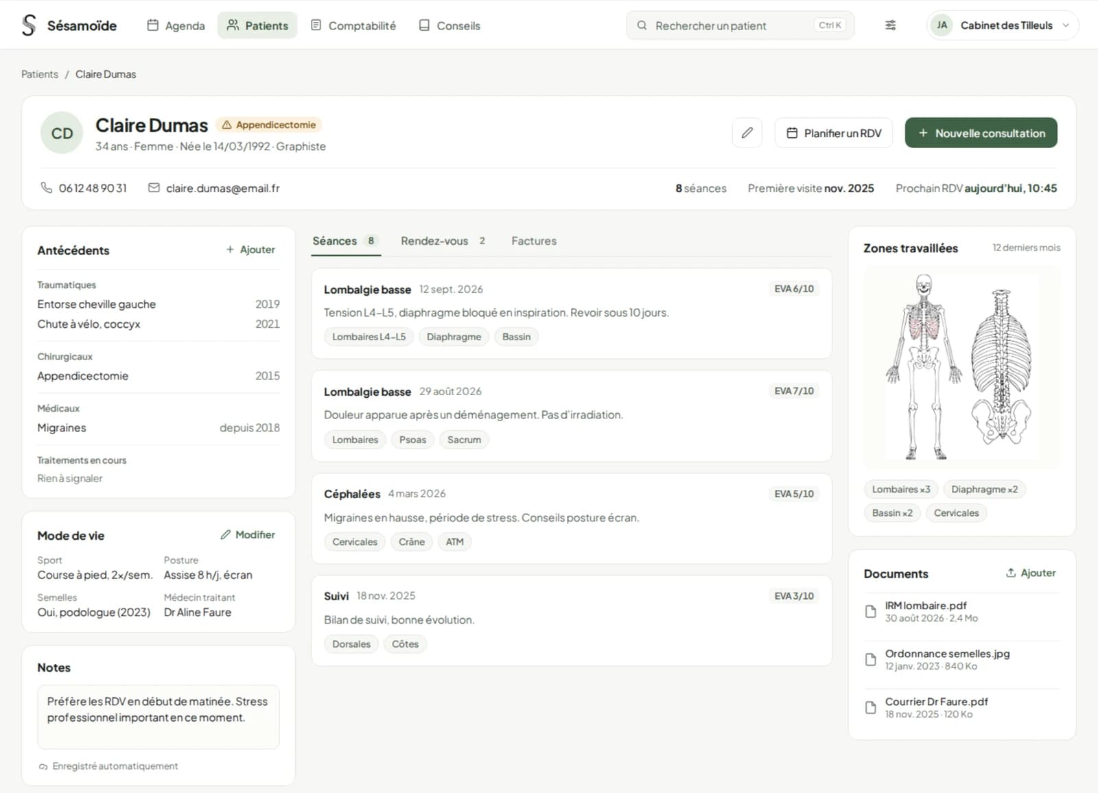 Fiche patient avec antécédents, séances et zones travaillées